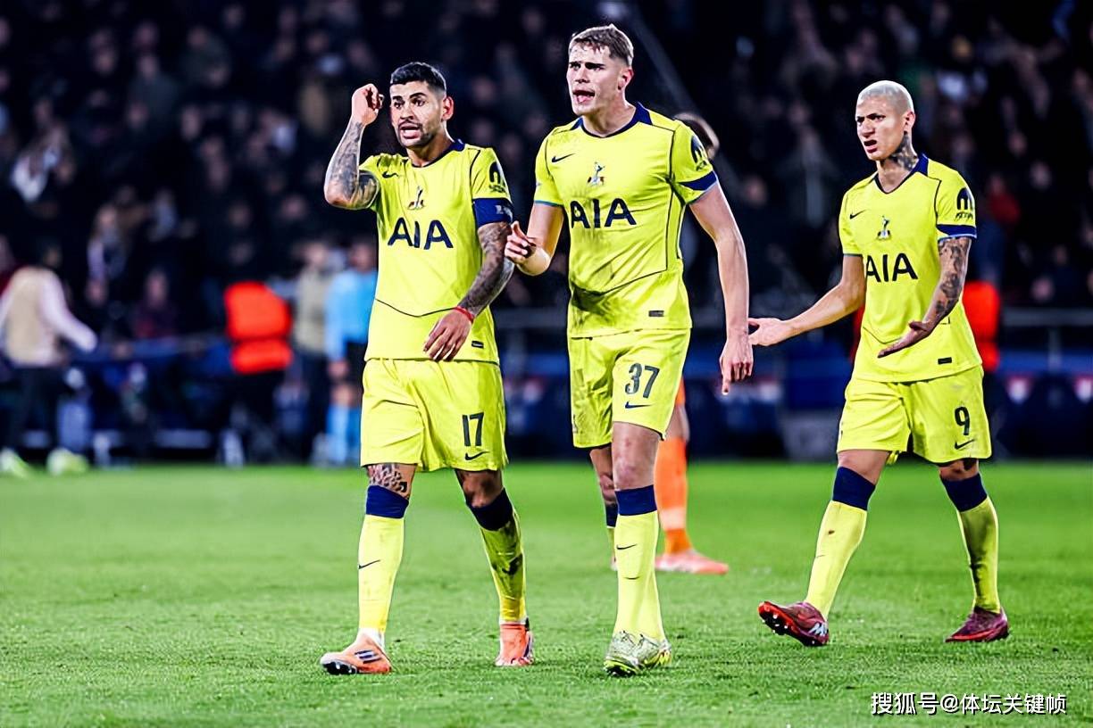 体育平台-曼城前锋哈兰德